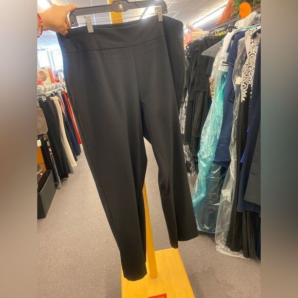 Briggs sz. 22 black slacks - Picture 1 of 3